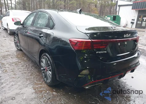 2015 Kia Forte Lx z USA, uszkodzony, nr VIN KNAFK4A68F5256975